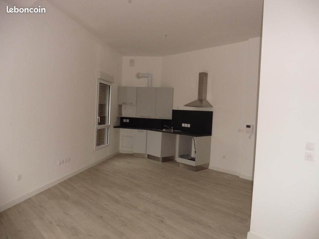 Appartement à louer, 38m², Lille