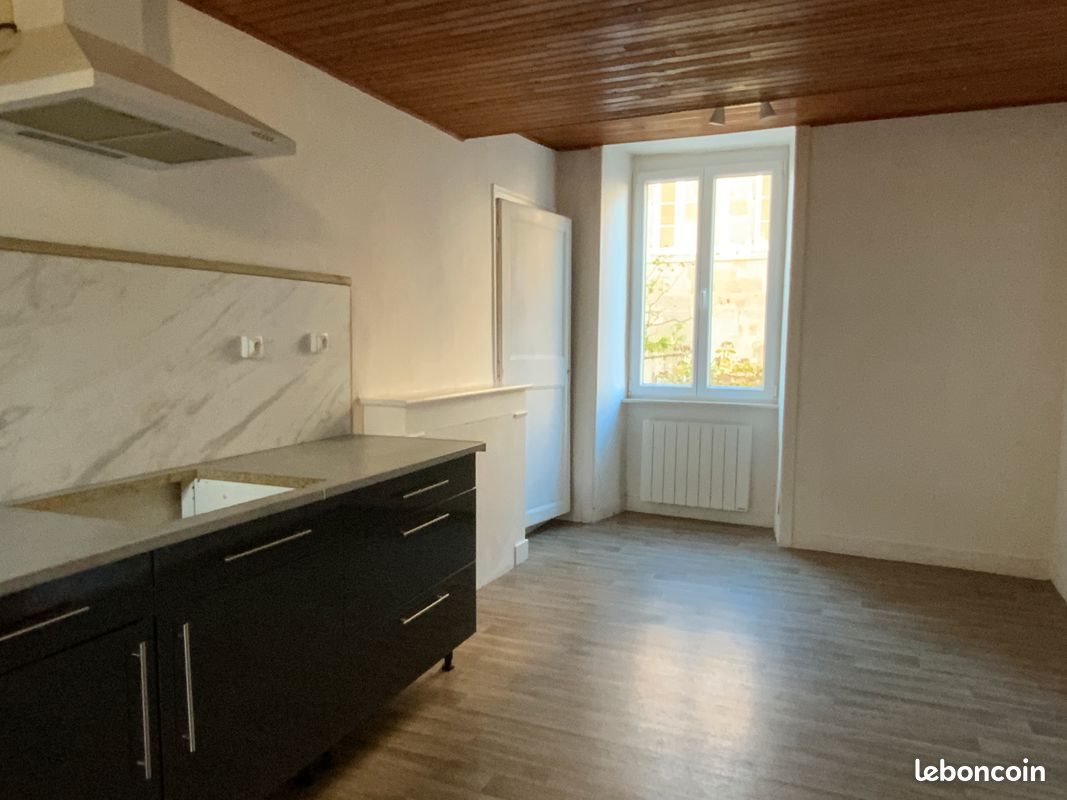 Maison à louer, 85m², Valognes