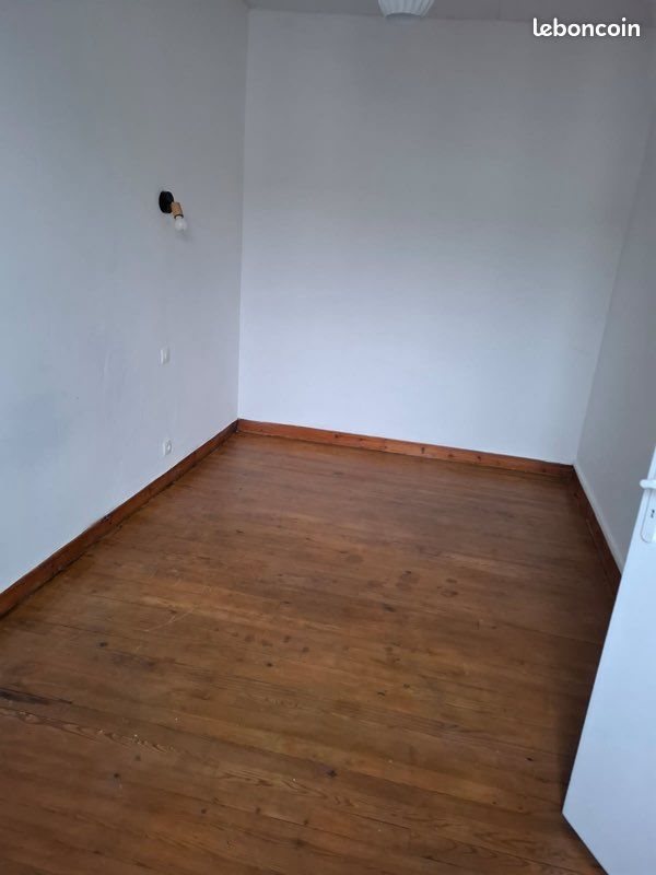 Appartement à louer, 53m², Réalmont