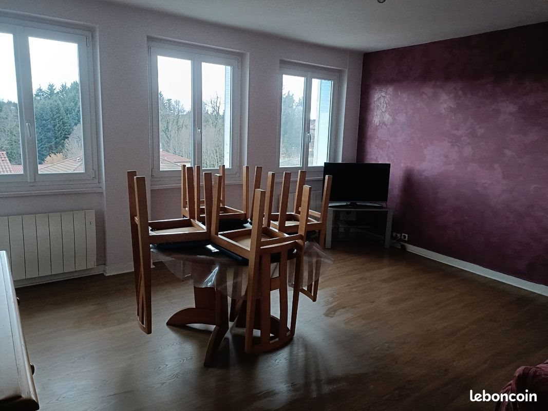 Appartement à louer, 72m², Lapte