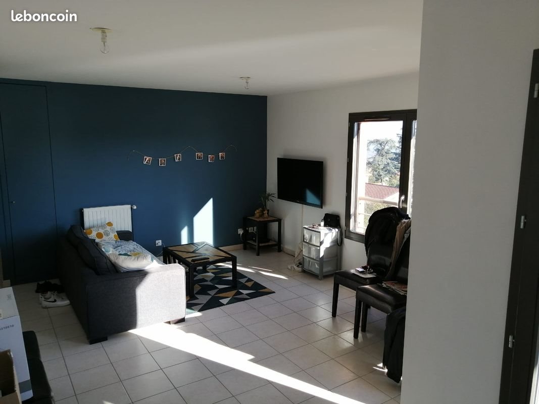 Appartement à louer, 62m², Genilac