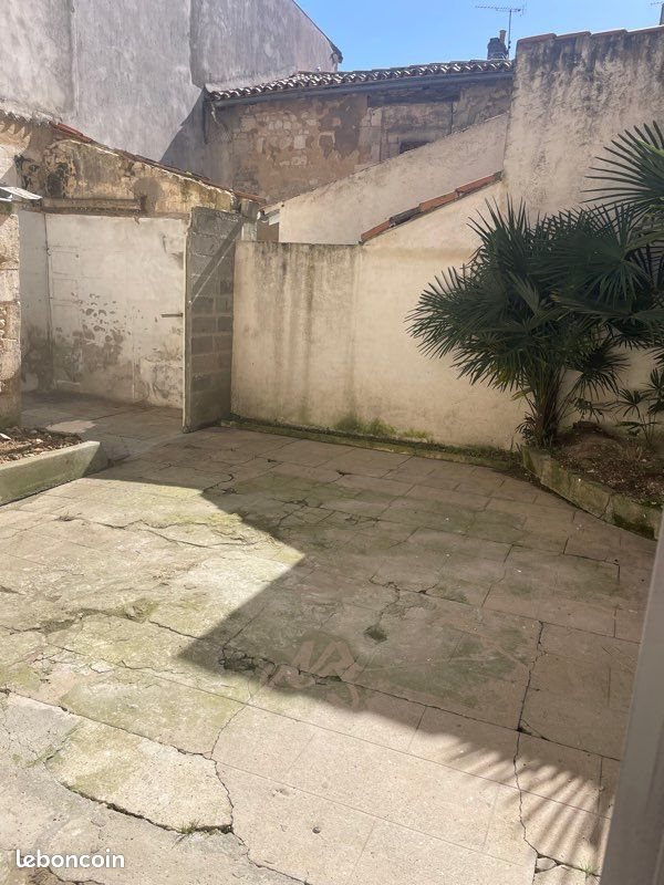 Appartement à louer, 35m², Saint-Jean-d'Angély