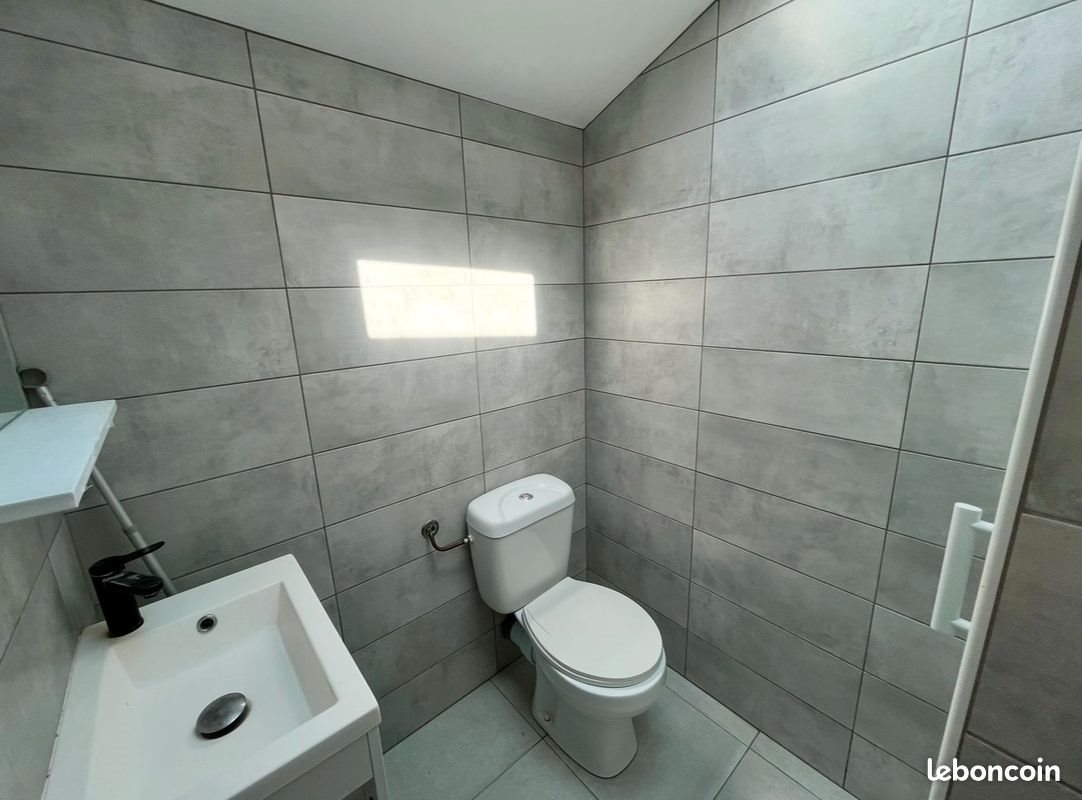 Appartement à louer, 20m², Issoudun