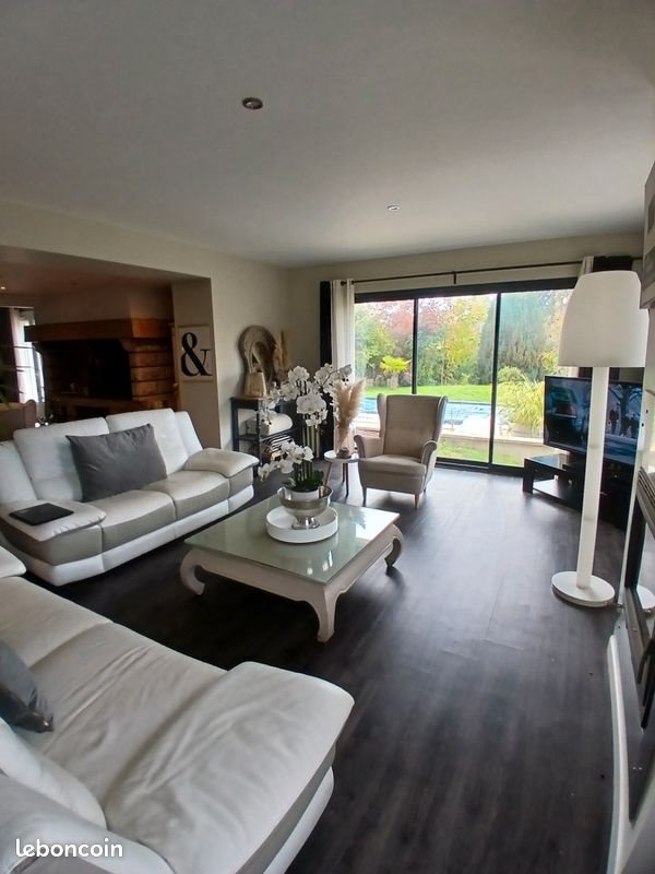 Maison à vendre, 210m², Neuvic