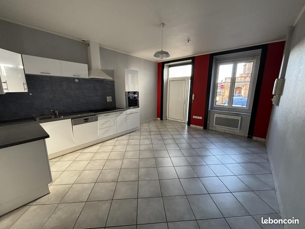 Appartement à louer, 43m², Saint-Galmier