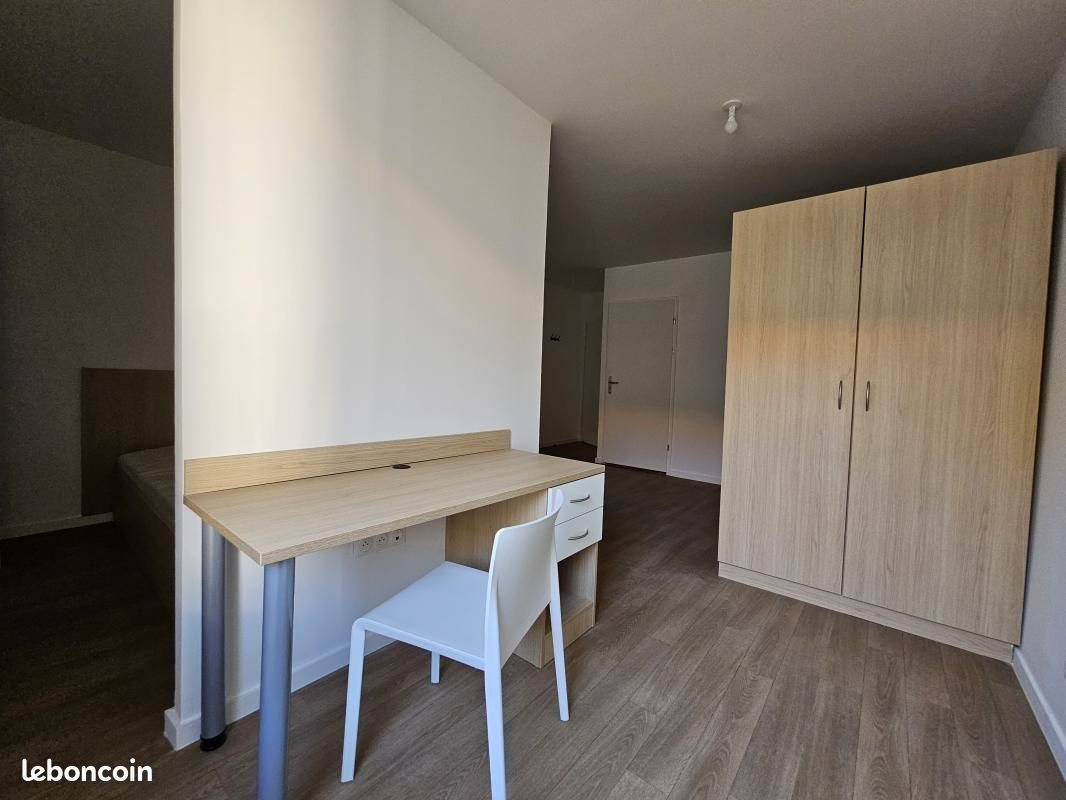 Appartement à louer, 29m², Nîmes