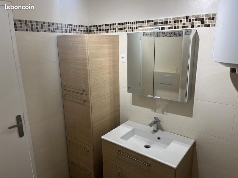 Appartement à louer, 25m², Vallauris