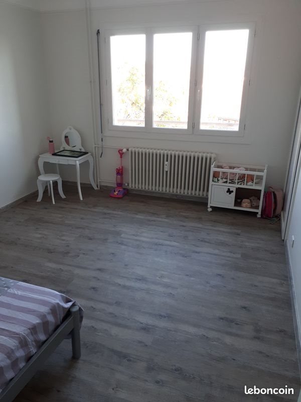 Appartement à louer, 50m², Aubenas