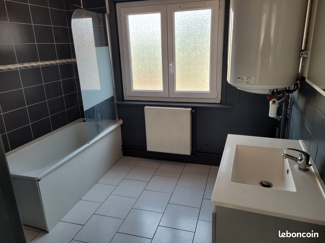 Appartement à louer, 110m², Fenain