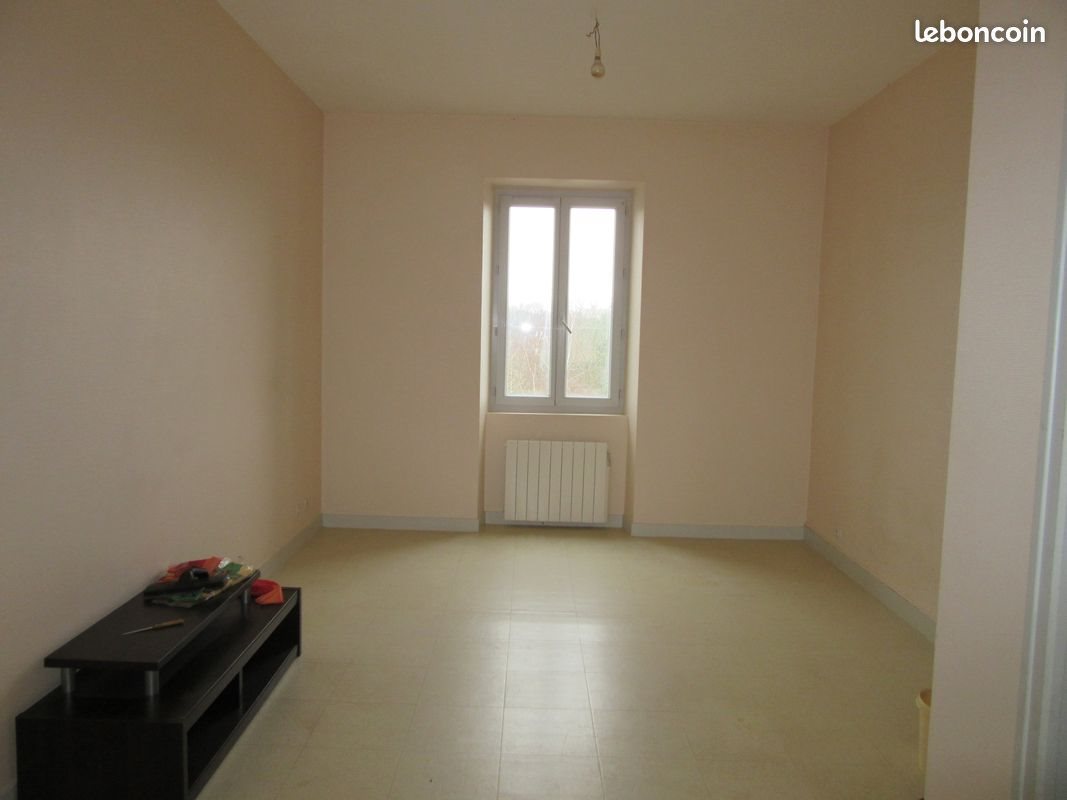Appartement à louer, 78m², Lusignan