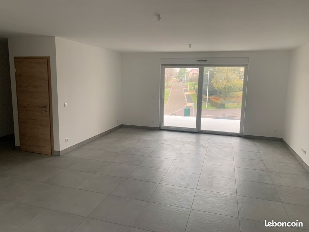 Maison à louer, 104m², Léning