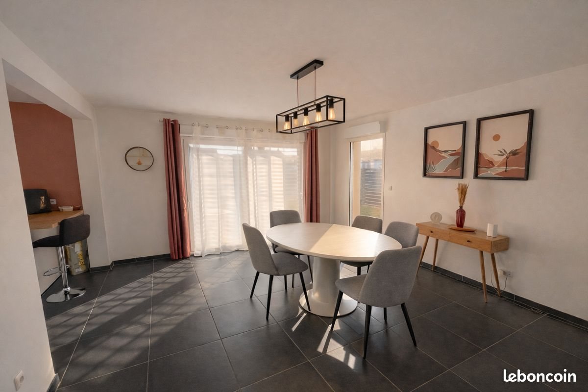 Maison à louer, 123m², Marly