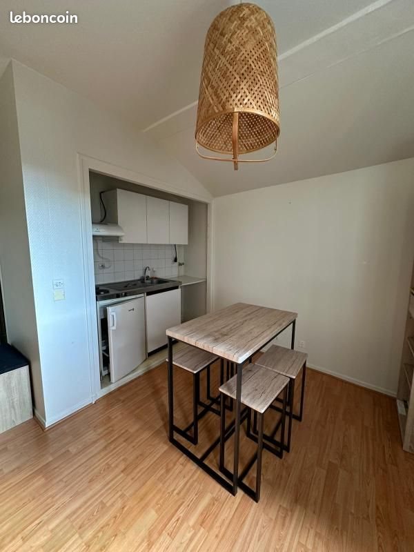 Appartement à louer, 18m², Riom
