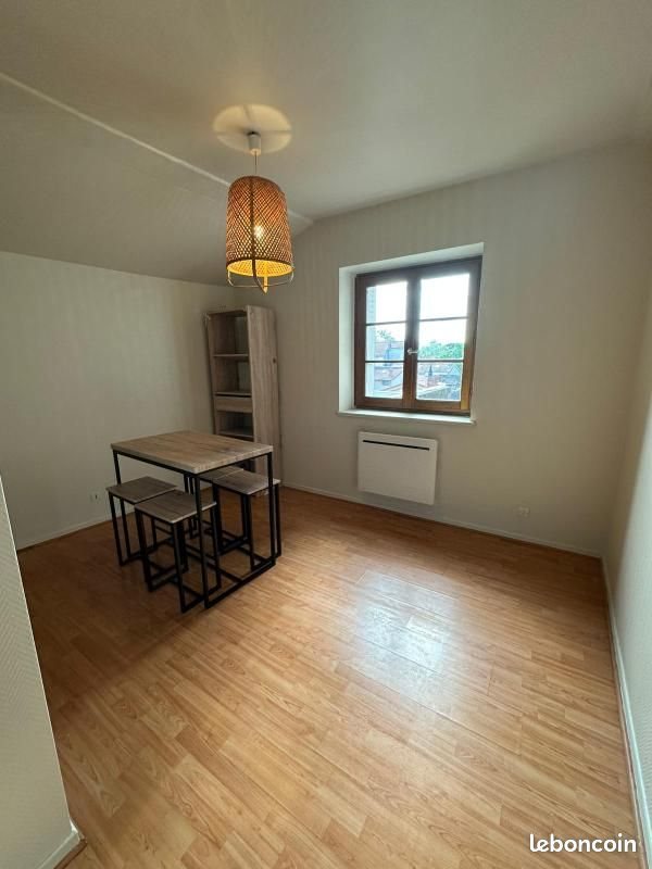 Appartement à louer, 18m², Riom