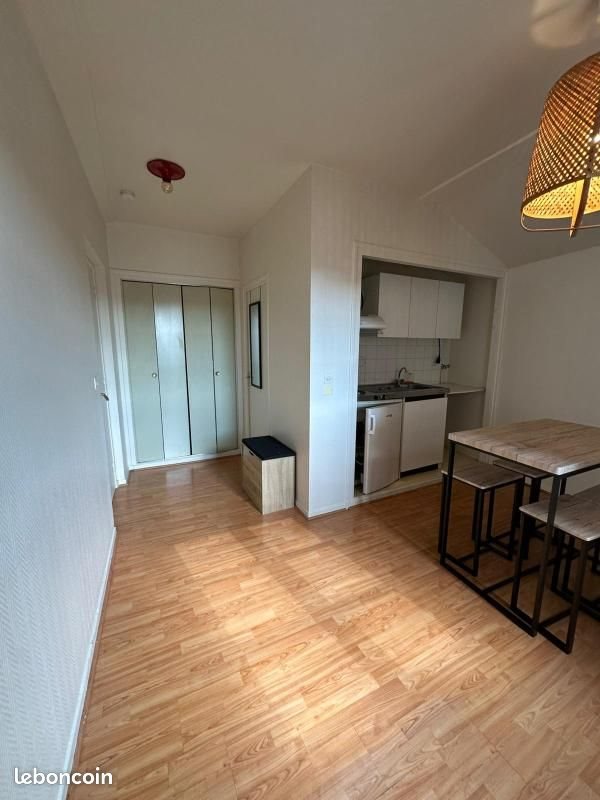 Appartement à louer, 18m², Riom