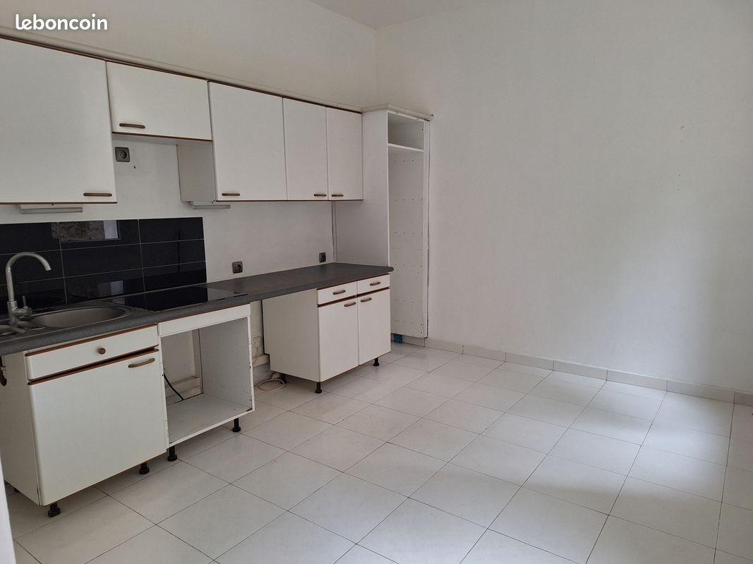 Appartement à louer, 76m², Marseille 4ème