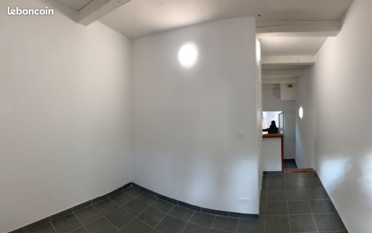 Appartement à louer, 24m², Marseille 9ème