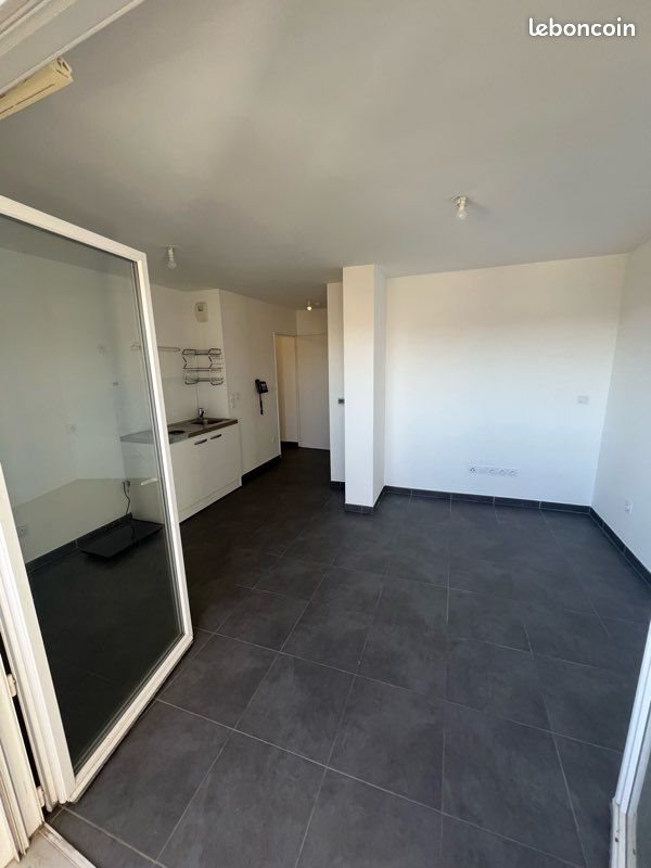 Appartement à louer, 25m², Marseille 15ème