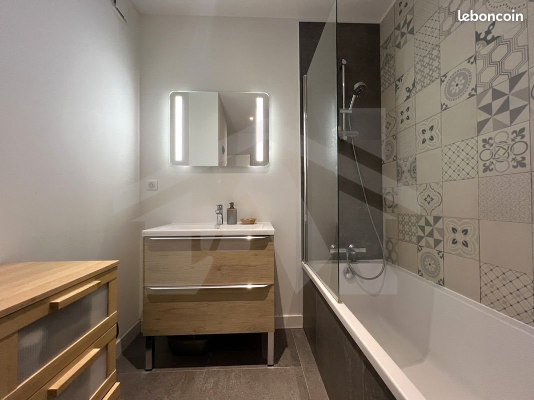 Appartement à vendre, 64m², Grenoble