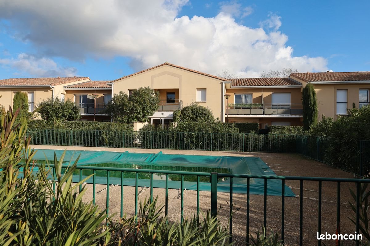 Appartement à louer, 42m², Grans