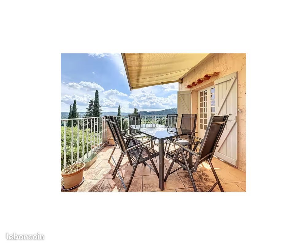 Maison à louer, 110m², Callian