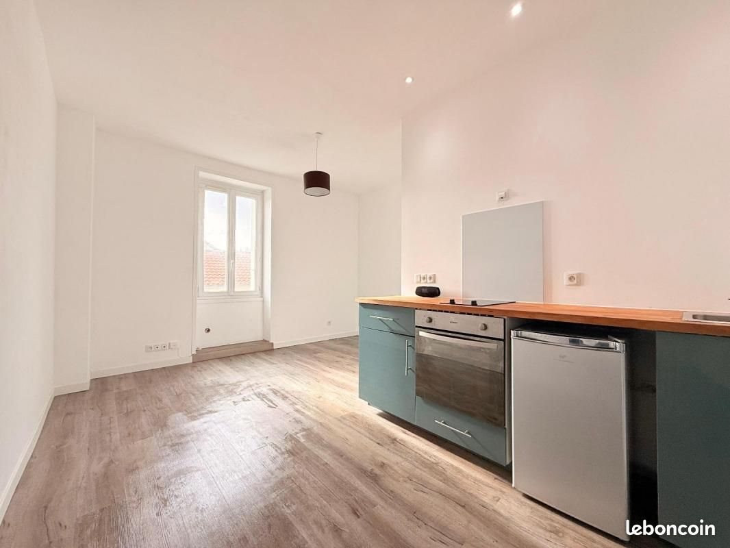 Appartement à louer, 18m², Nantes