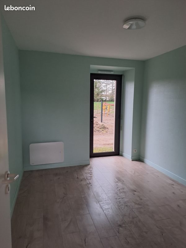 Maison à louer, 107m², Issé