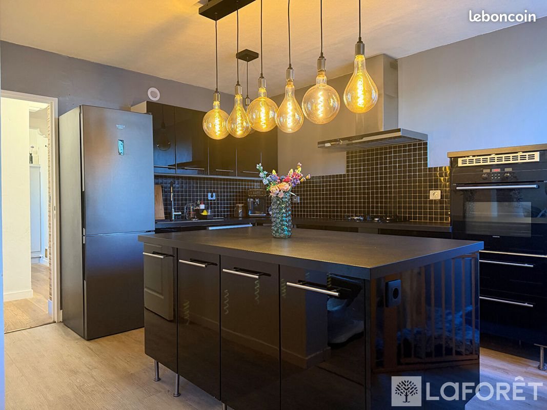 Appartement à vendre, 85m², Rognac