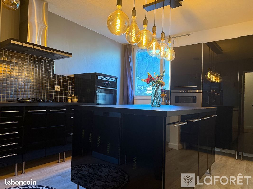 Appartement à vendre, 85m², Rognac