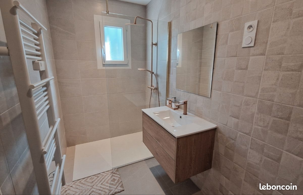 Maison à louer, 90m², Saint-Gervasy