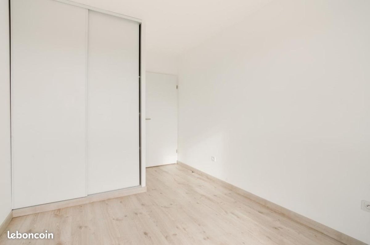 Appartement à louer, 79m², Lille