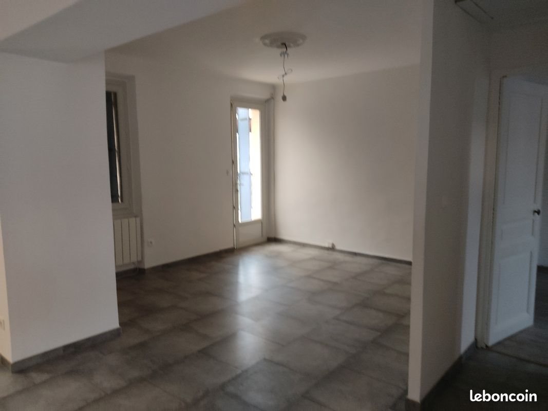 Appartement à louer, 70m², Toulon