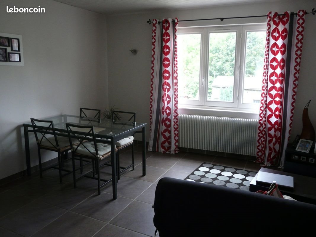 Appartement à louer, 90m², Amplepuis