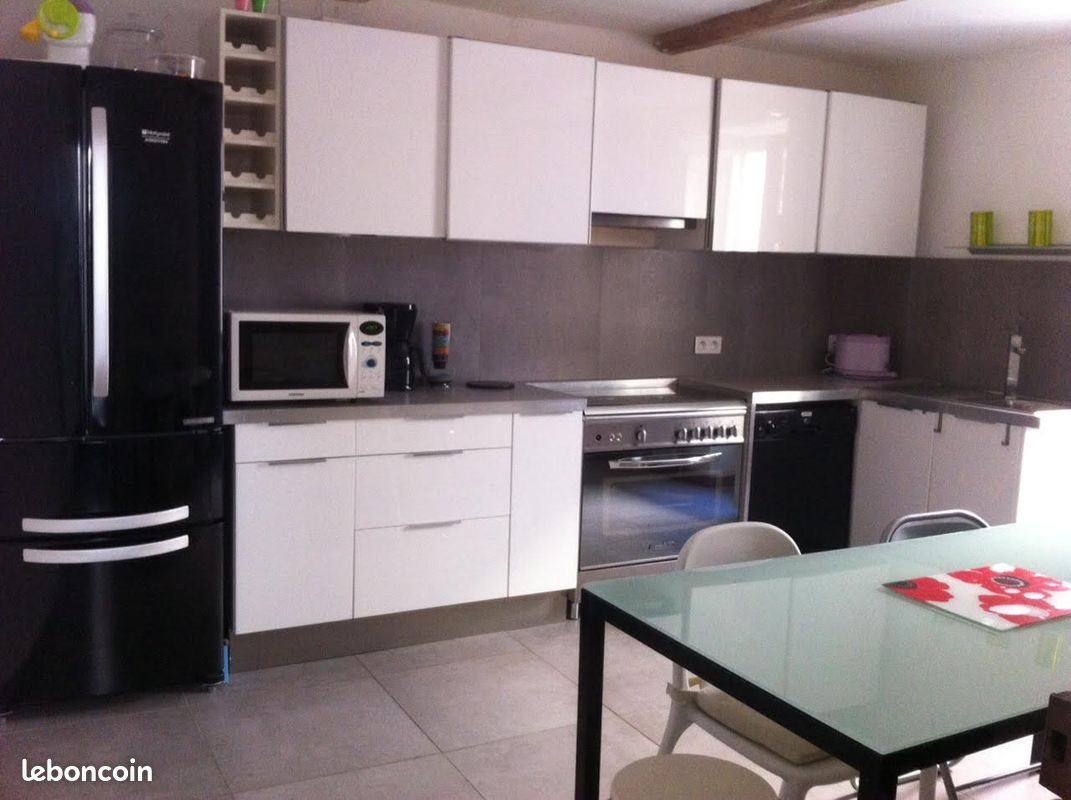 Maison à louer, 85m², Eyragues