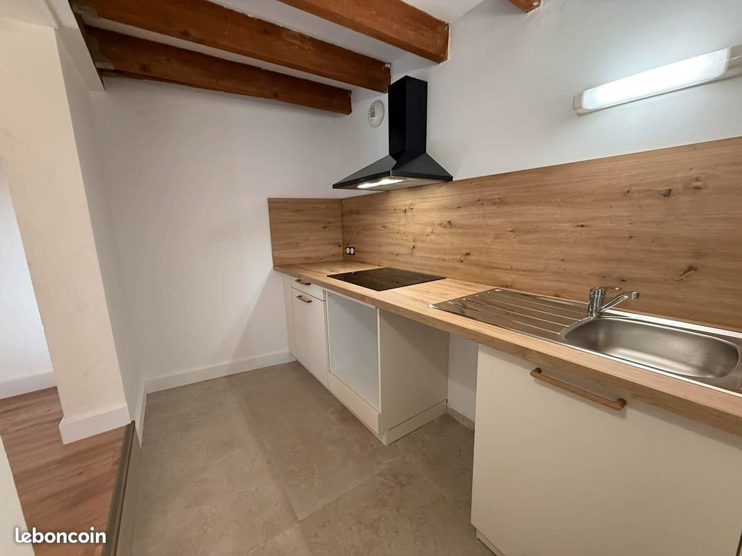 Appartement à louer, 66m², Sommières