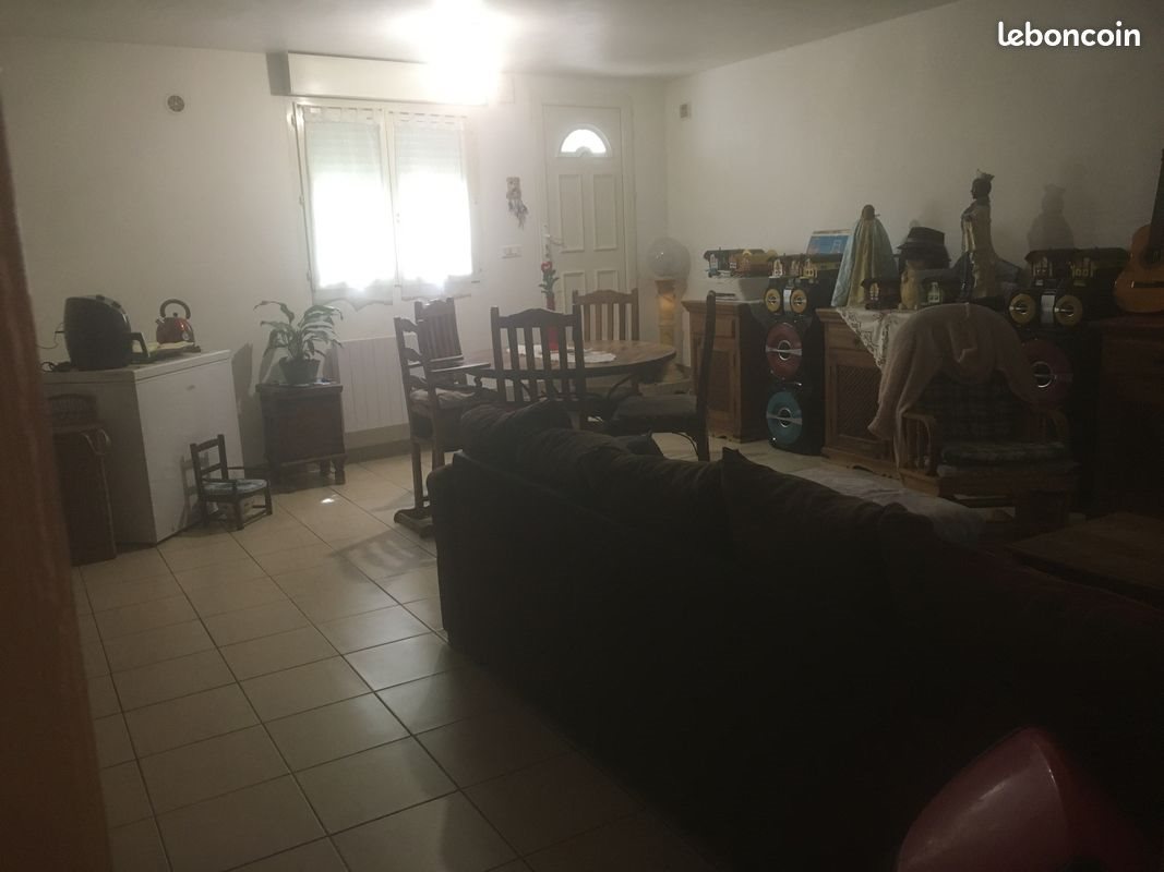 Appartement à louer, 70m², Saint-Gilles