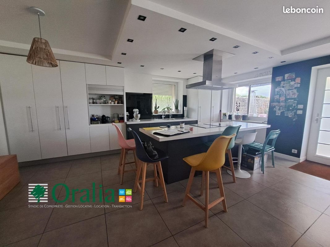 Maison à louer, 103m², Bully