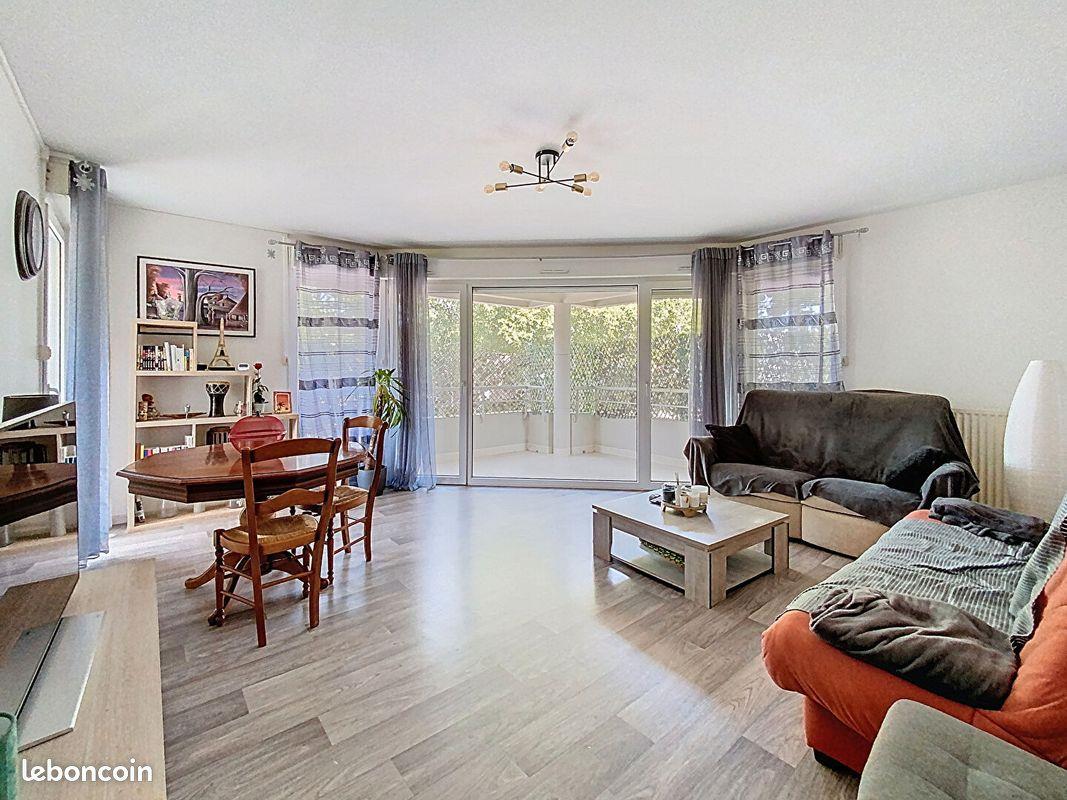 Appartement à vendre, 70m², Tours