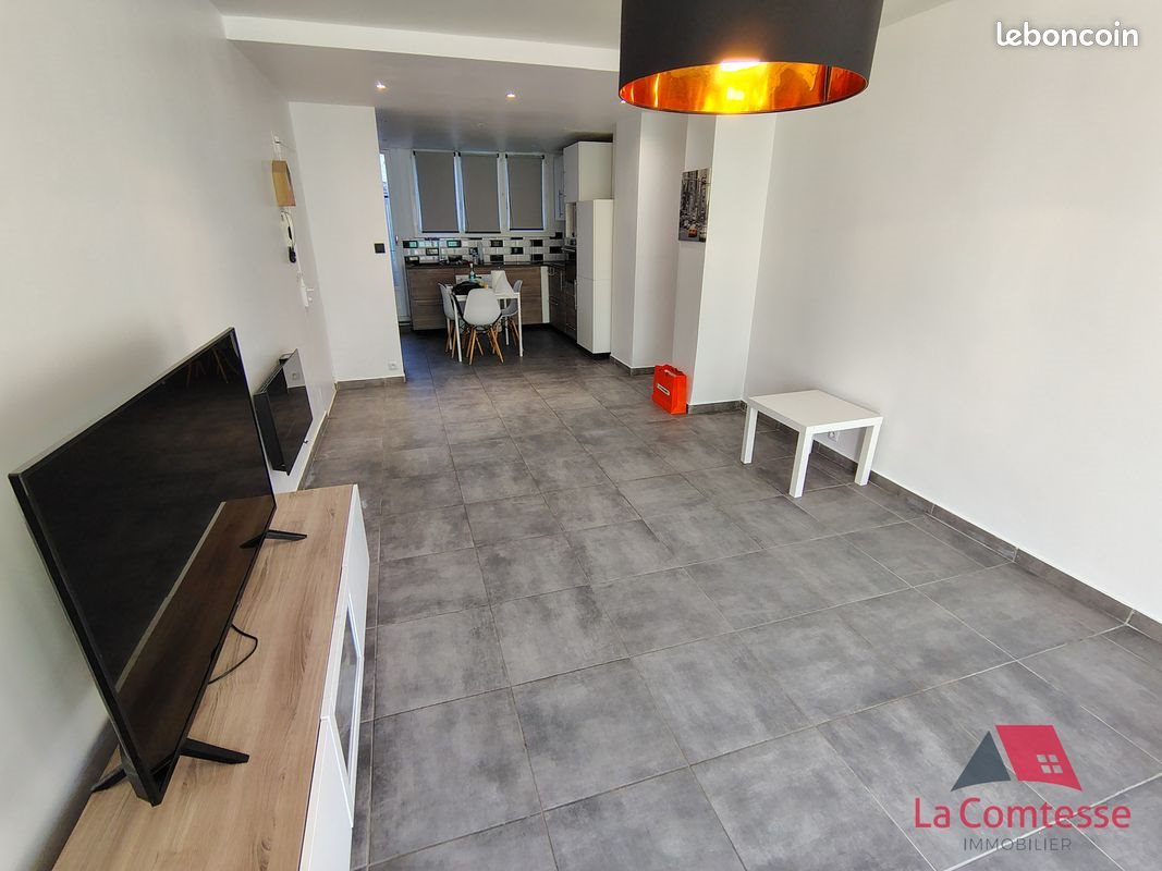 Appartement à louer, 57m², Marseille 8ème