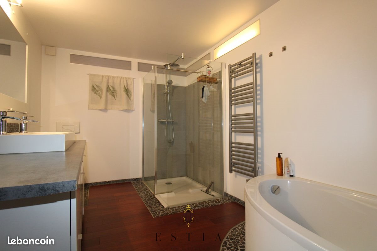 Maison à vendre, 112m², Pont-Saint-Vincent