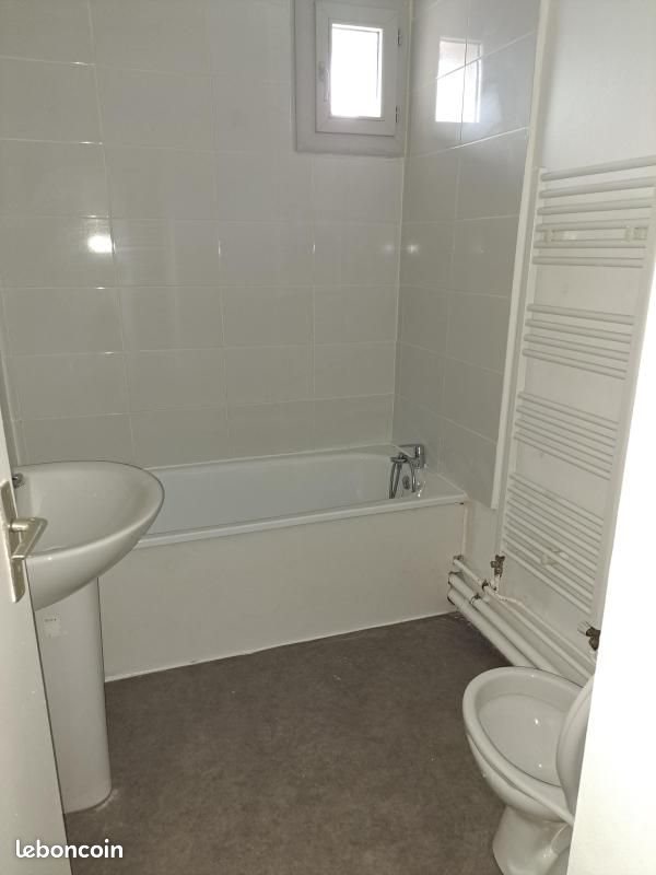 Appartement à louer, 66m², Crolles