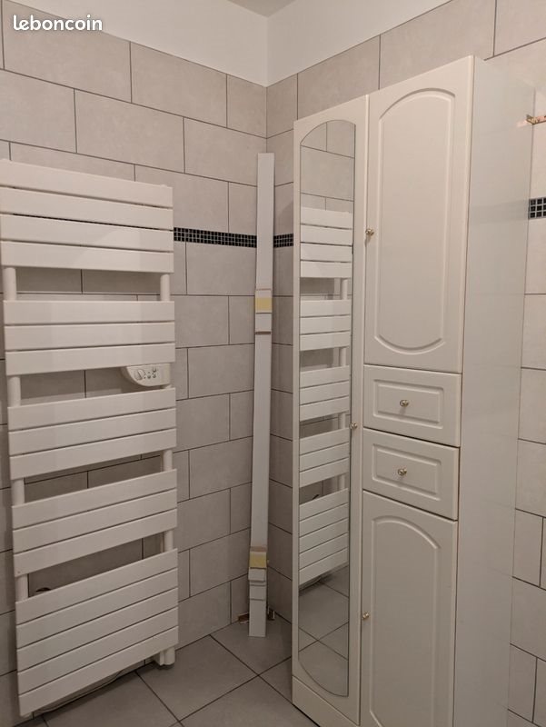 Appartement à louer, 90m², Bèze