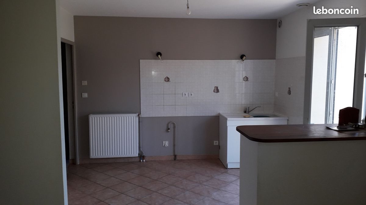 Maison à louer, 110m², Privas