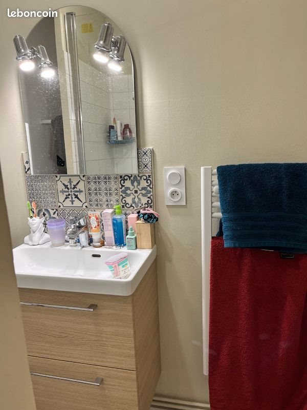 Appartement à louer, 22m², Saint-Amand-Montrond