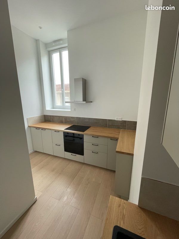 Appartement à louer, 90m², Tain-l'Hermitage