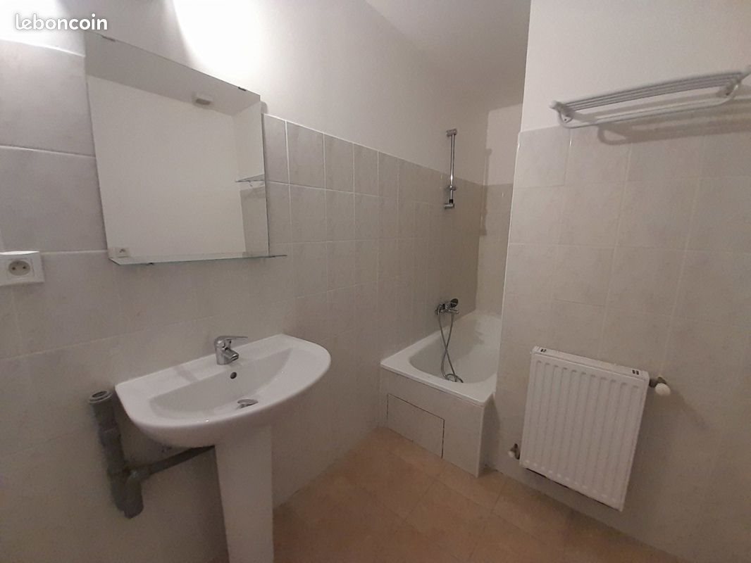 Appartement à louer, 67m², Sorgues