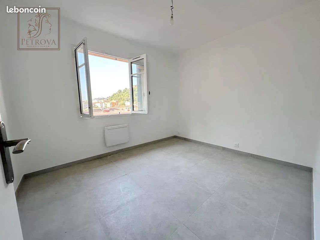 Appartement à louer, 73m², Saint-André-de-la-Roche