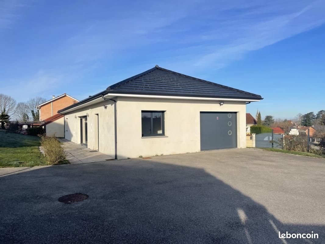 Maison à louer, 110m², Montagnieu