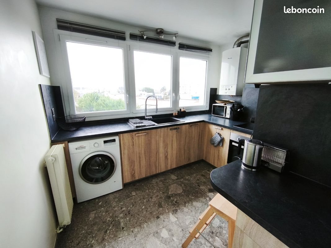 Appartement à louer, 77m², Lons