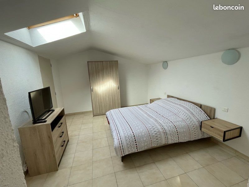 Appartement à louer, 75m², Grans